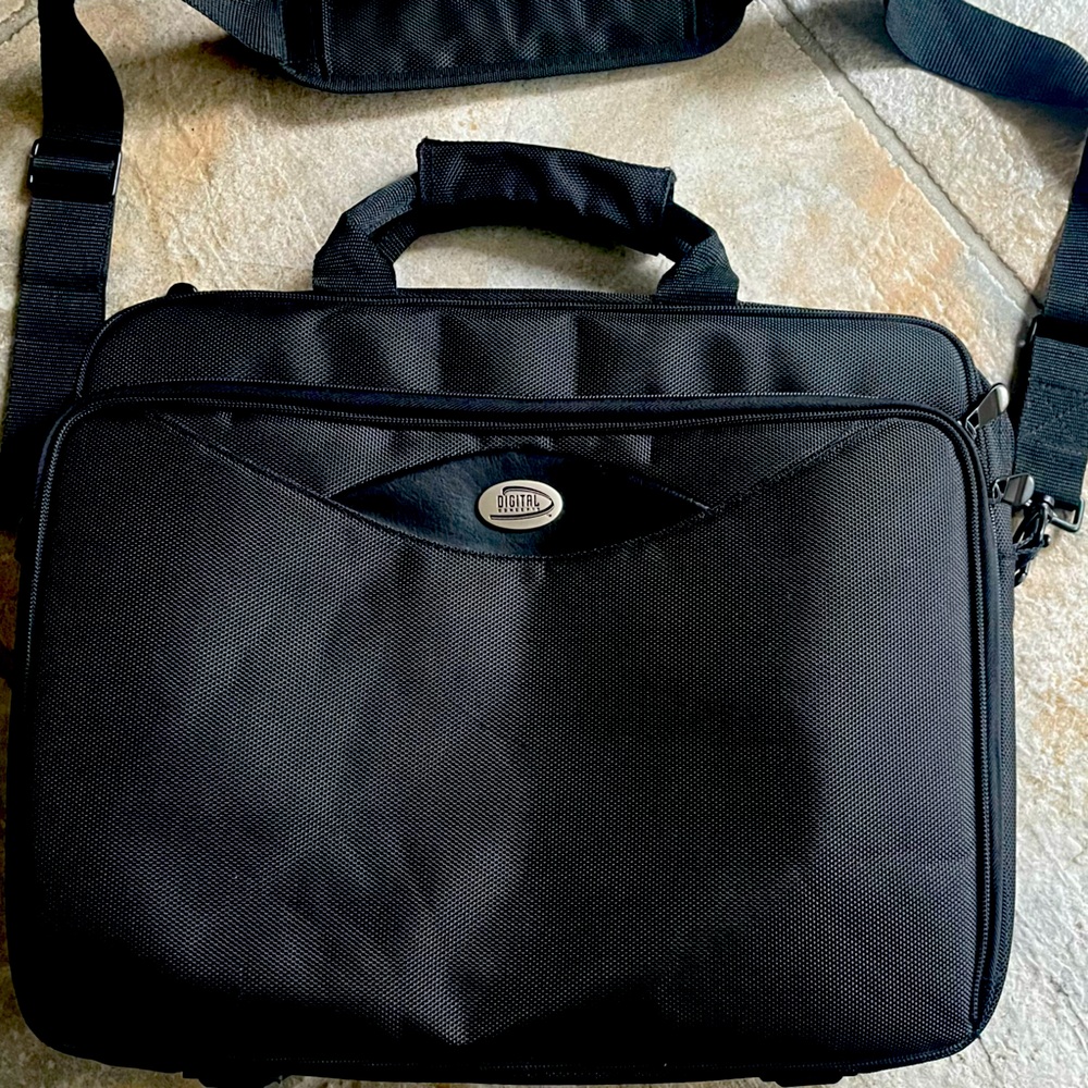 Digital Concept padded Laptop case